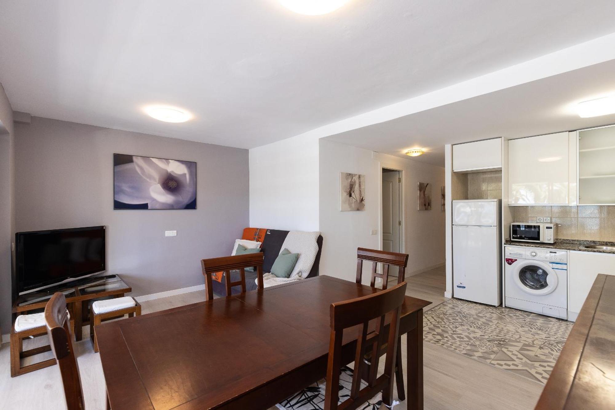 Uhc Rodas Apartments 萨洛 客房 照片